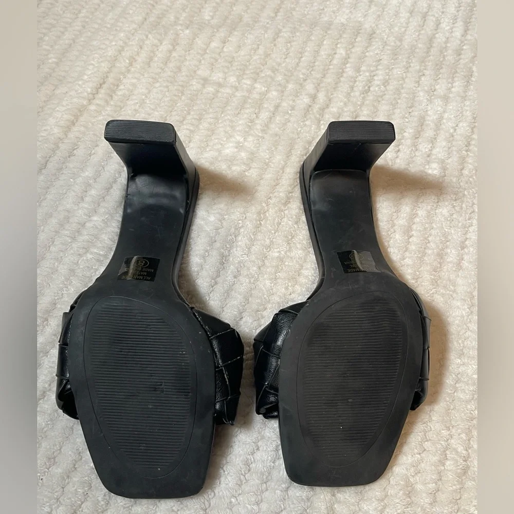 Elegant Black Woven Strap Heels - Picture 3 of 9